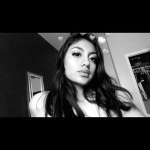 Meet your Posher, Edith